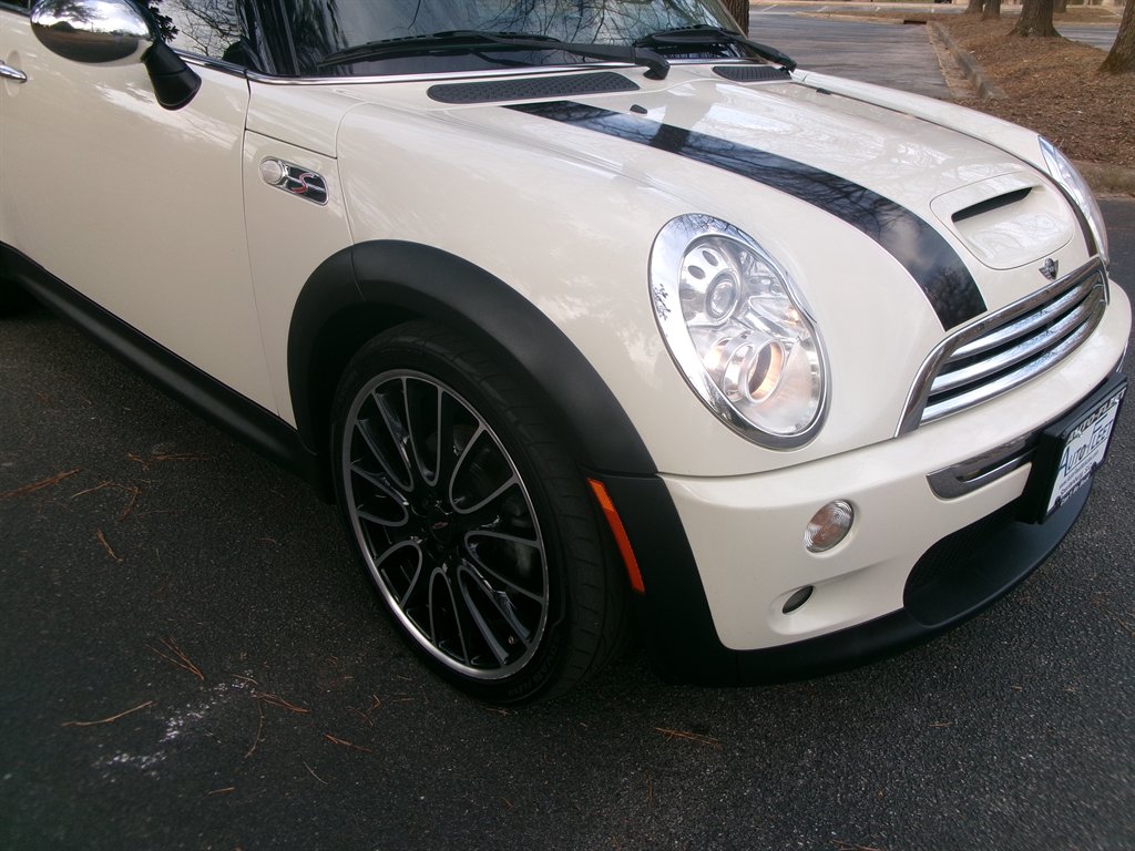 2005 MINI Cooper S photo