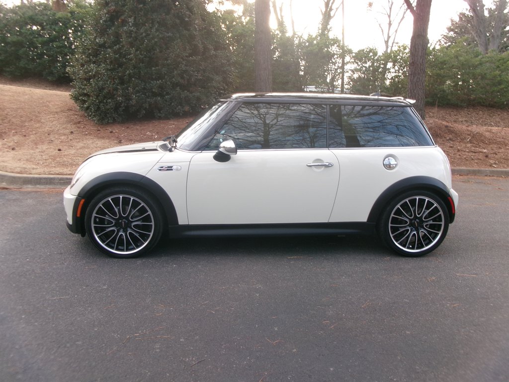 2005 MINI Cooper S photo