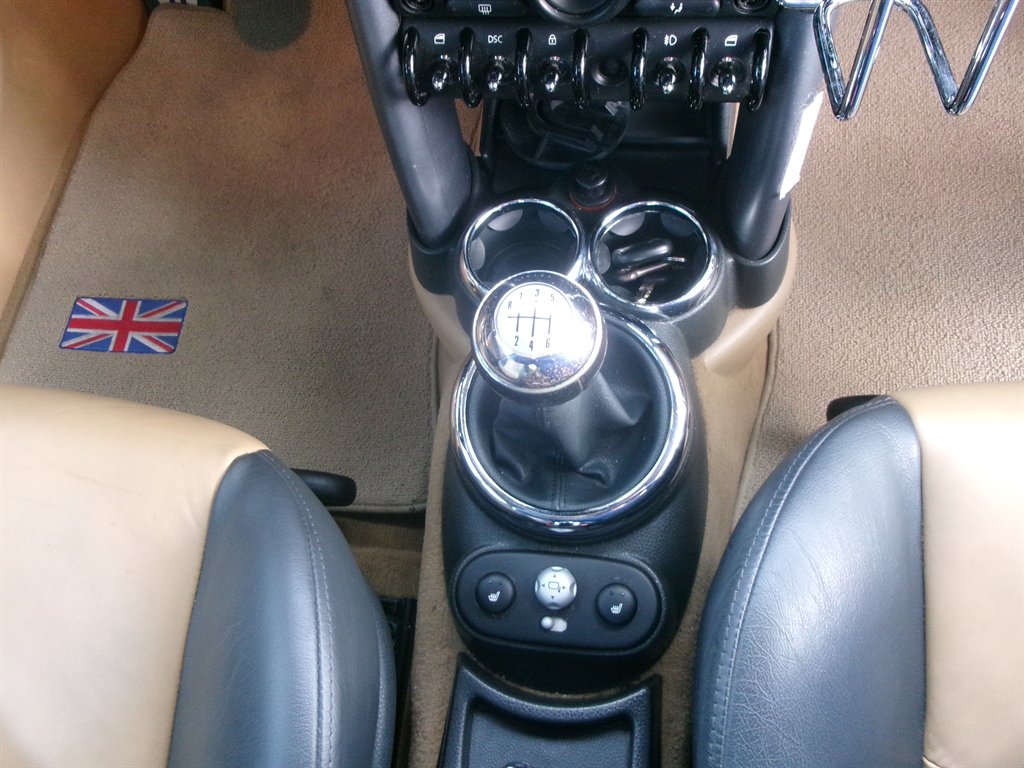 2005 MINI Cooper S photo