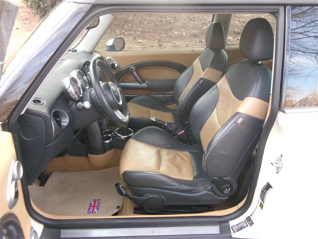 2005 MINI Cooper S photo