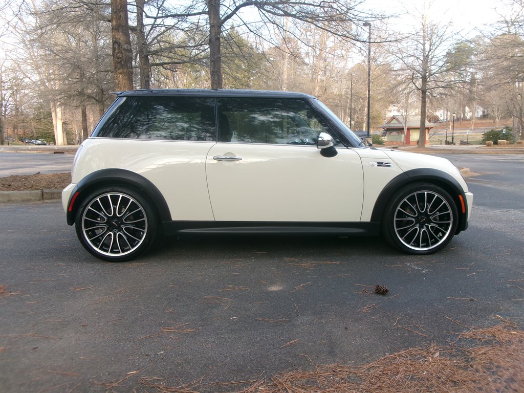2005 MINI Cooper S photo