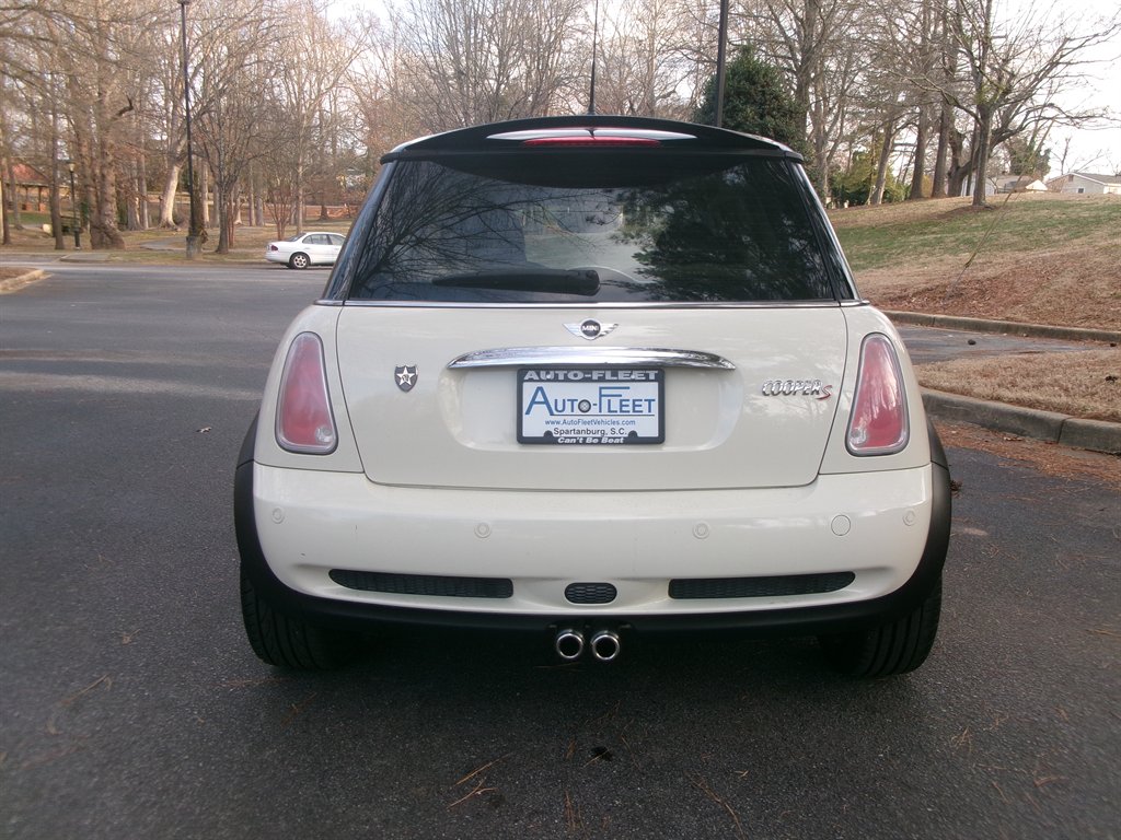 2005 MINI Cooper S photo
