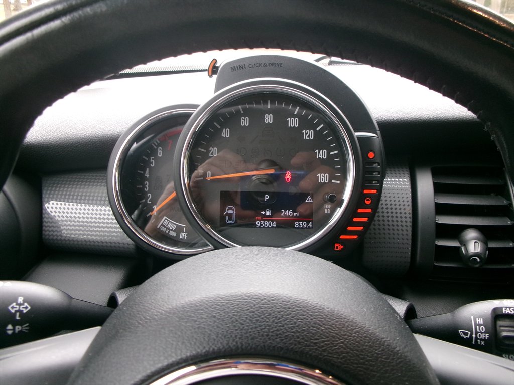 2017 MINI Cooper Coupe photo
