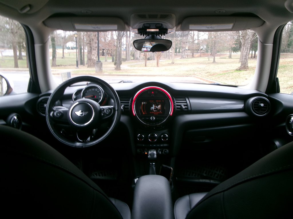 2017 MINI Cooper Coupe photo