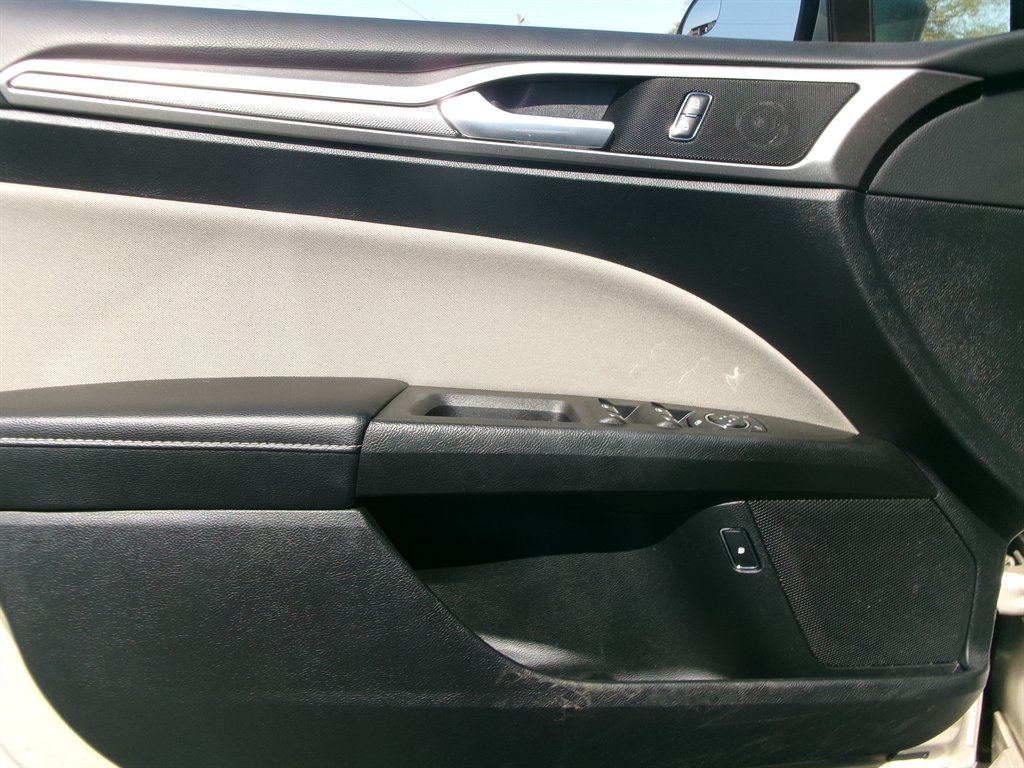 2018 Ford Fusion S Hybrid photo