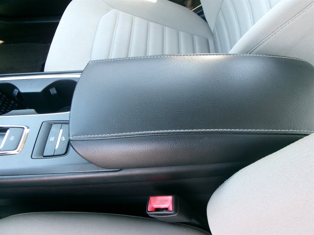 2018 Ford Fusion S Hybrid photo