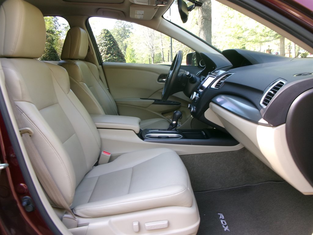 2016 Acura RDX Tech photo