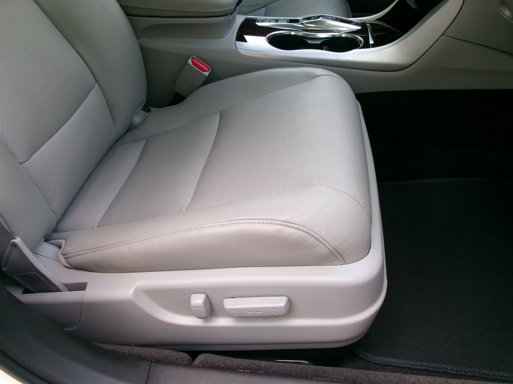 2016 Acura TLX Tech photo