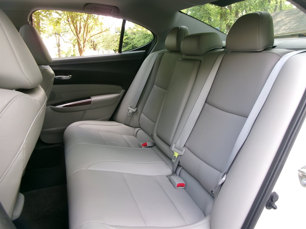 2016 Acura TLX Tech photo