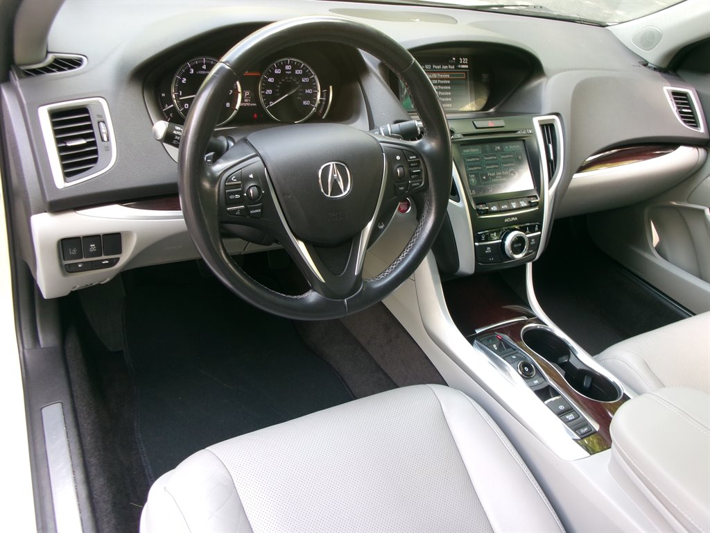 2016 Acura TLX Tech photo