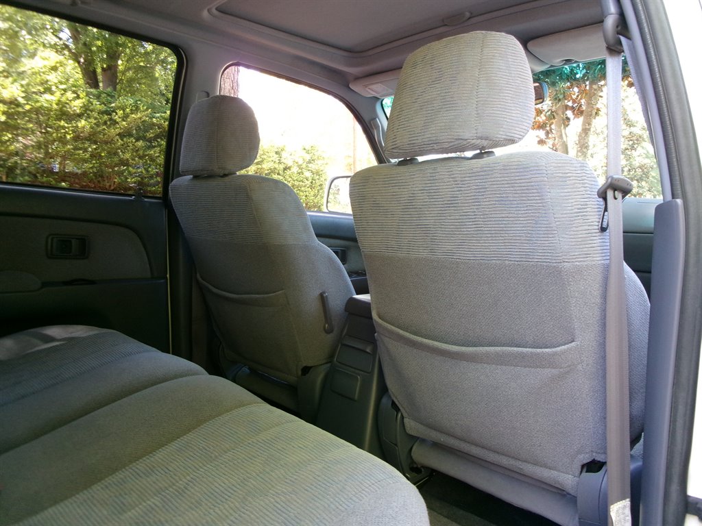 1999 Toyota 4Runner SR5 photo