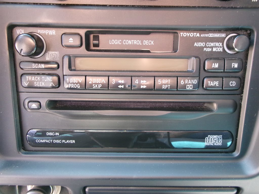 1999 Toyota 4Runner SR5 photo