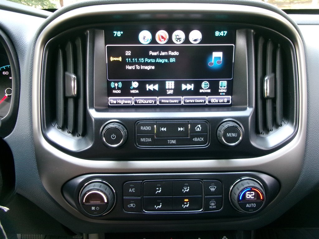 2016 Chevrolet Colorado Z71 photo