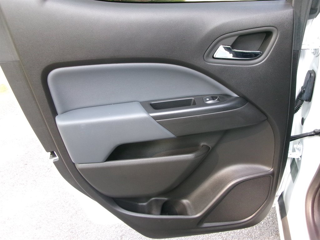 2016 Chevrolet Colorado Z71 photo