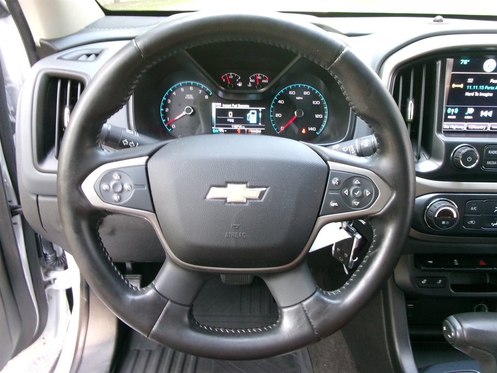2016 Chevrolet Colorado Z71 photo