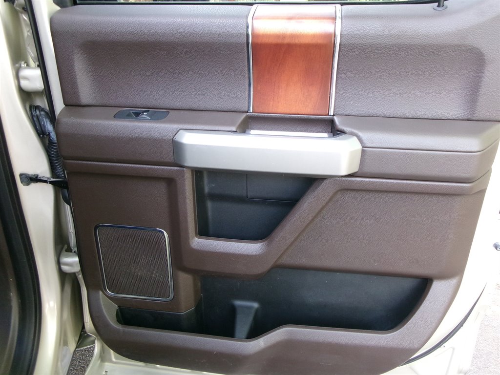 2018 Ford F150 King Ranch photo