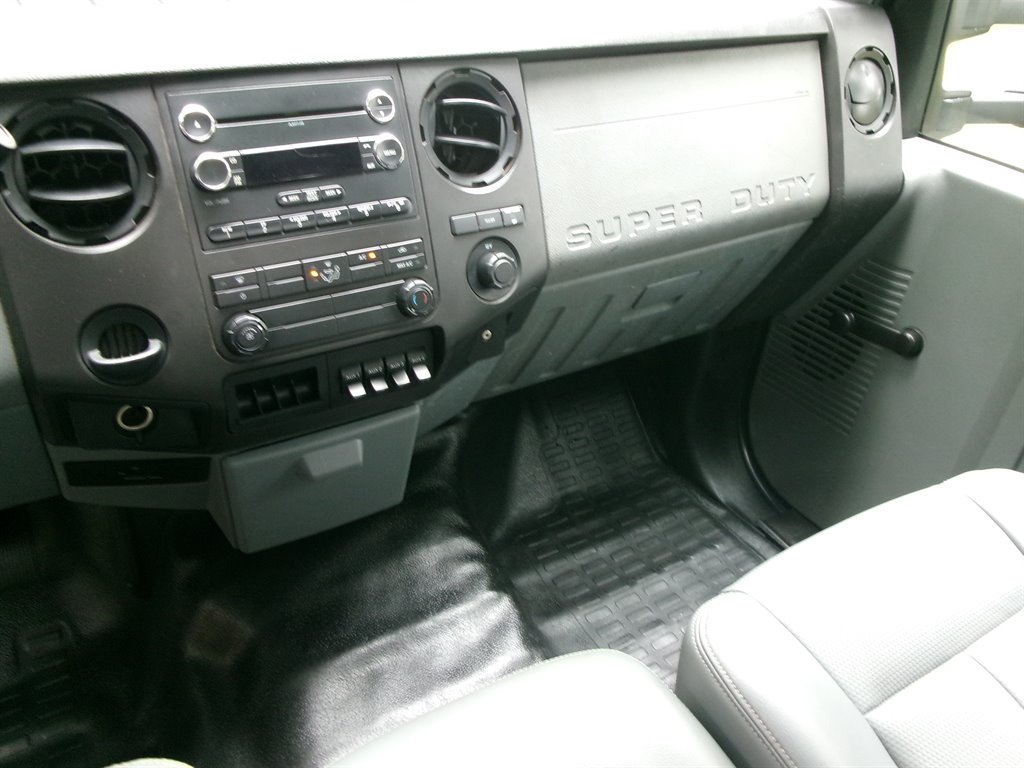 2014 Ford F-350 XL photo