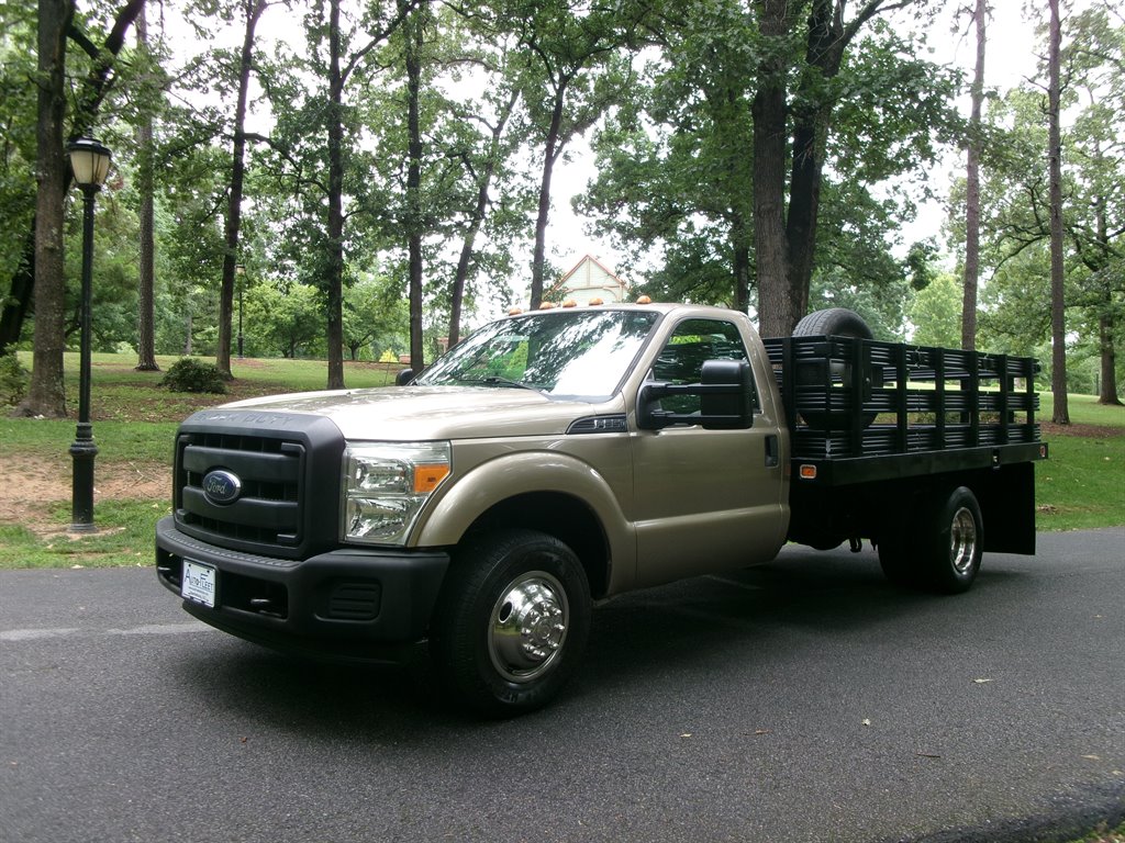 2014 Ford F-350 XL photo