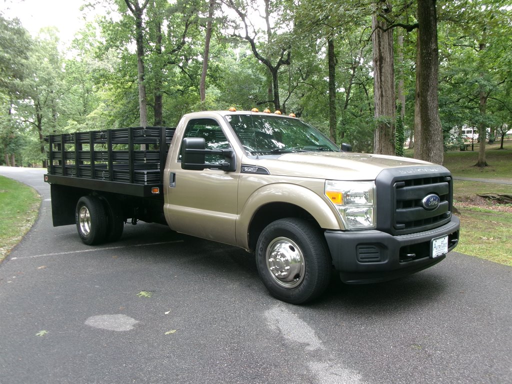 2014 Ford F-350 XL photo