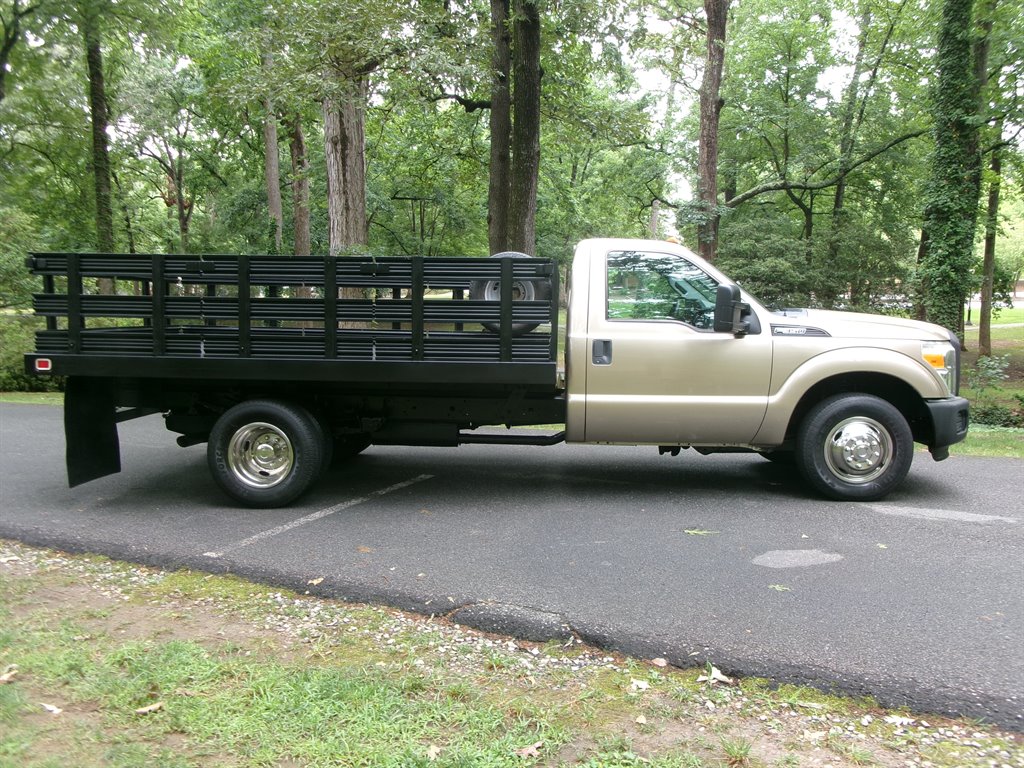 2014 Ford F-350 XL photo