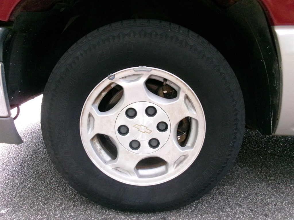 2004 Chevrolet Silverado - $8,995