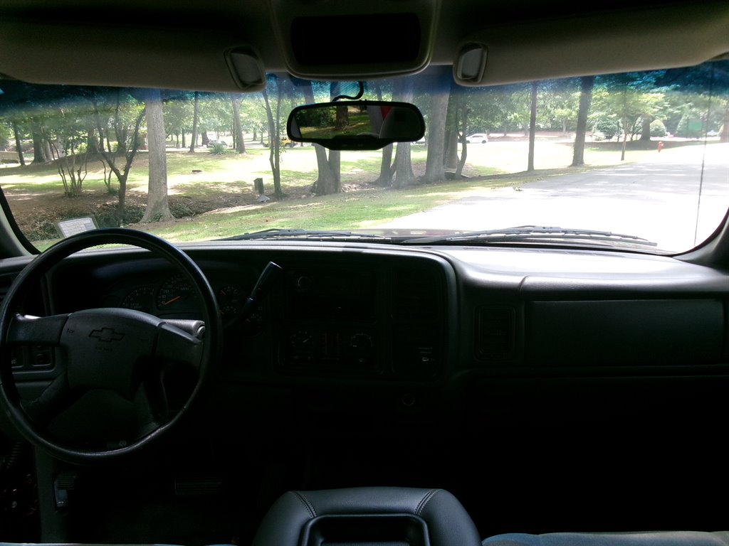 2004 Chevrolet Silverado - $8,995