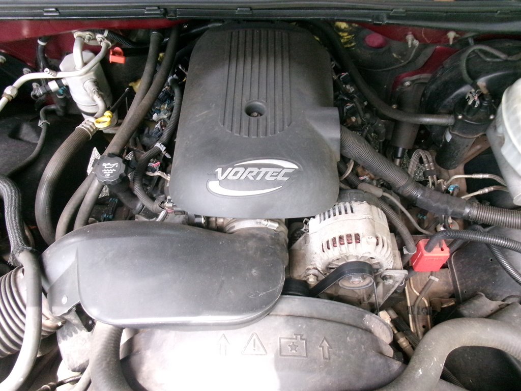 2004 Chevrolet Silverado - $8,995