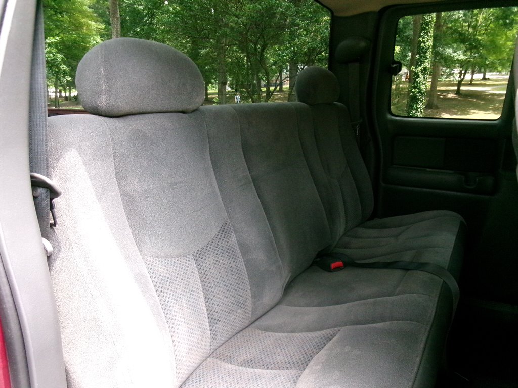 2004 Chevrolet Silverado - $8,995
