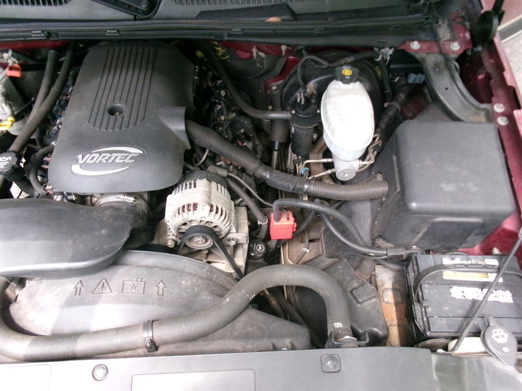 2004 Chevrolet Silverado - $8,995