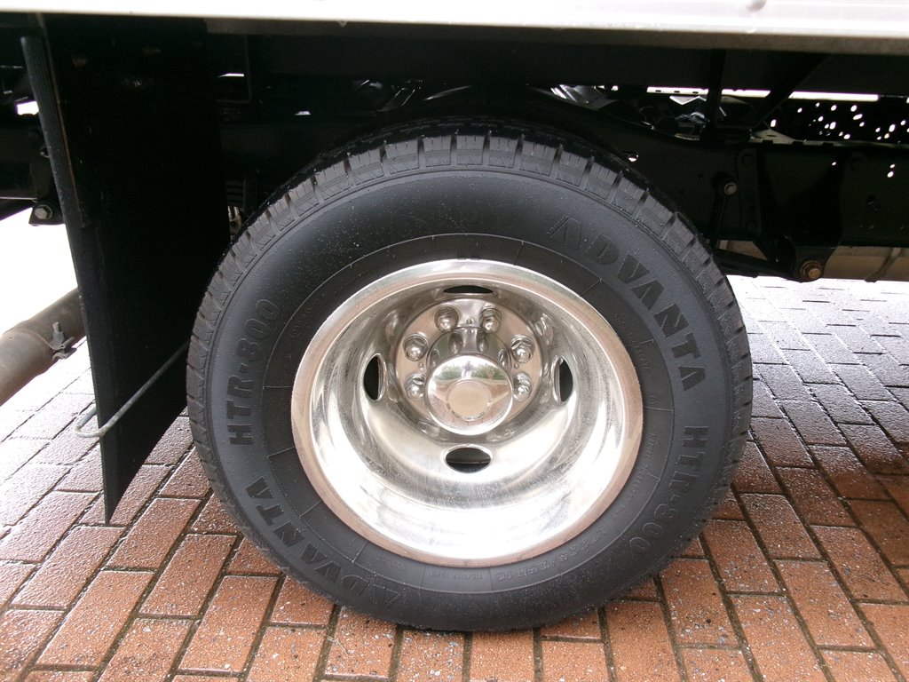 2017 Ford E-350 - $28,000