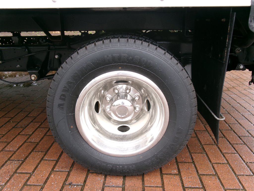 2017 Ford E-350 - $28,000