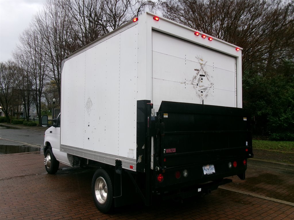 2017 Ford E-350 - $28,000