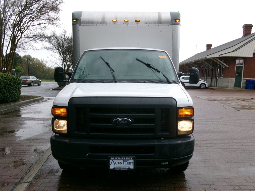2017 Ford E-350 - $28,000