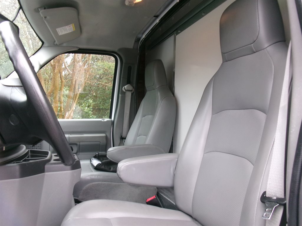 2017 Ford E-350 - $28,000