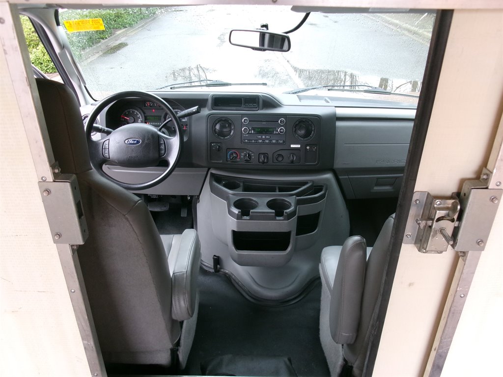 2017 Ford E-350 - $28,000