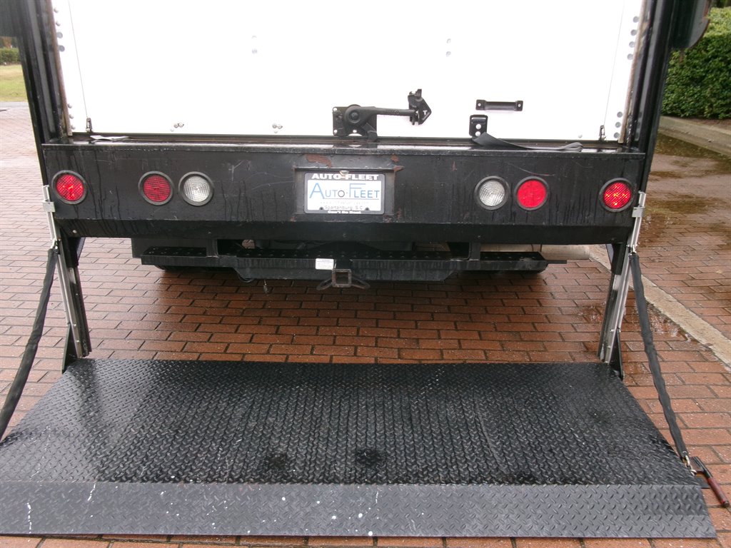 2017 Ford E-350 - $28,000