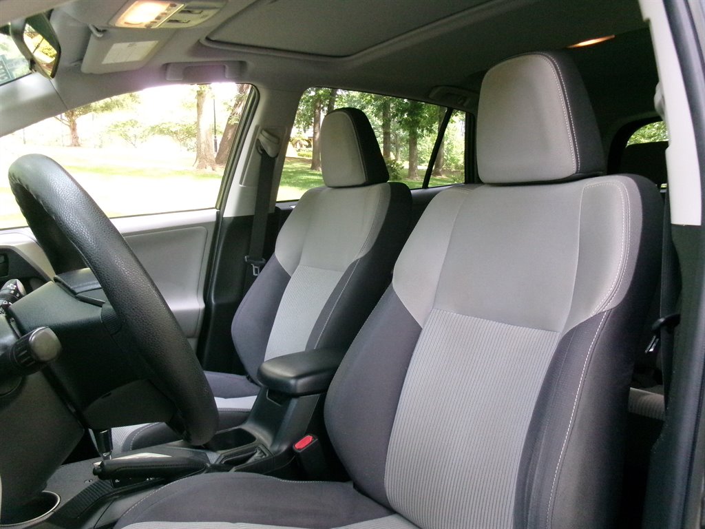 2013 Toyota RAV4 - $13,995
