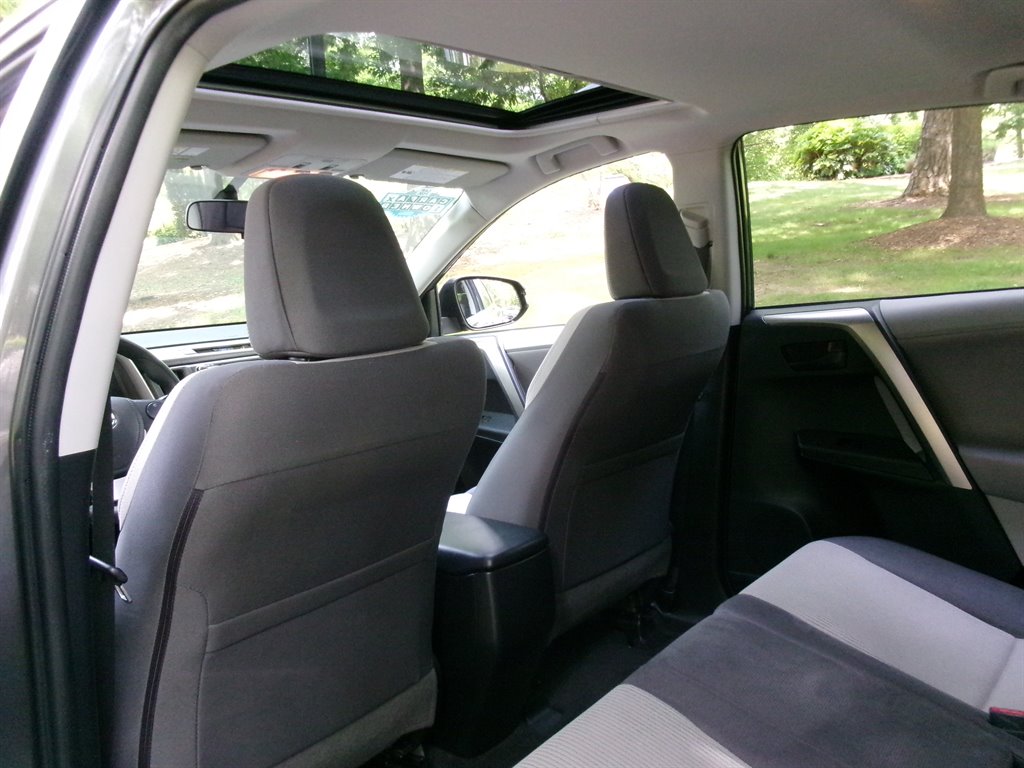 2013 Toyota RAV4 - $13,995