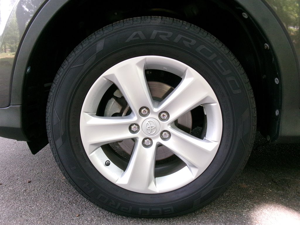 2013 Toyota RAV4 - $13,995