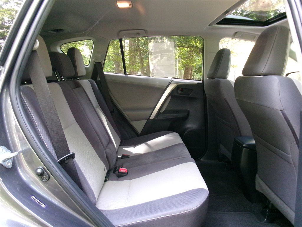 2013 Toyota RAV4 - $13,995