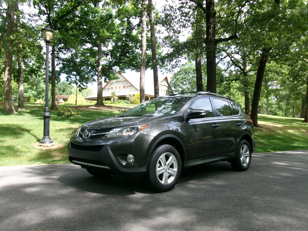 2013 Toyota RAV4 - $13,995