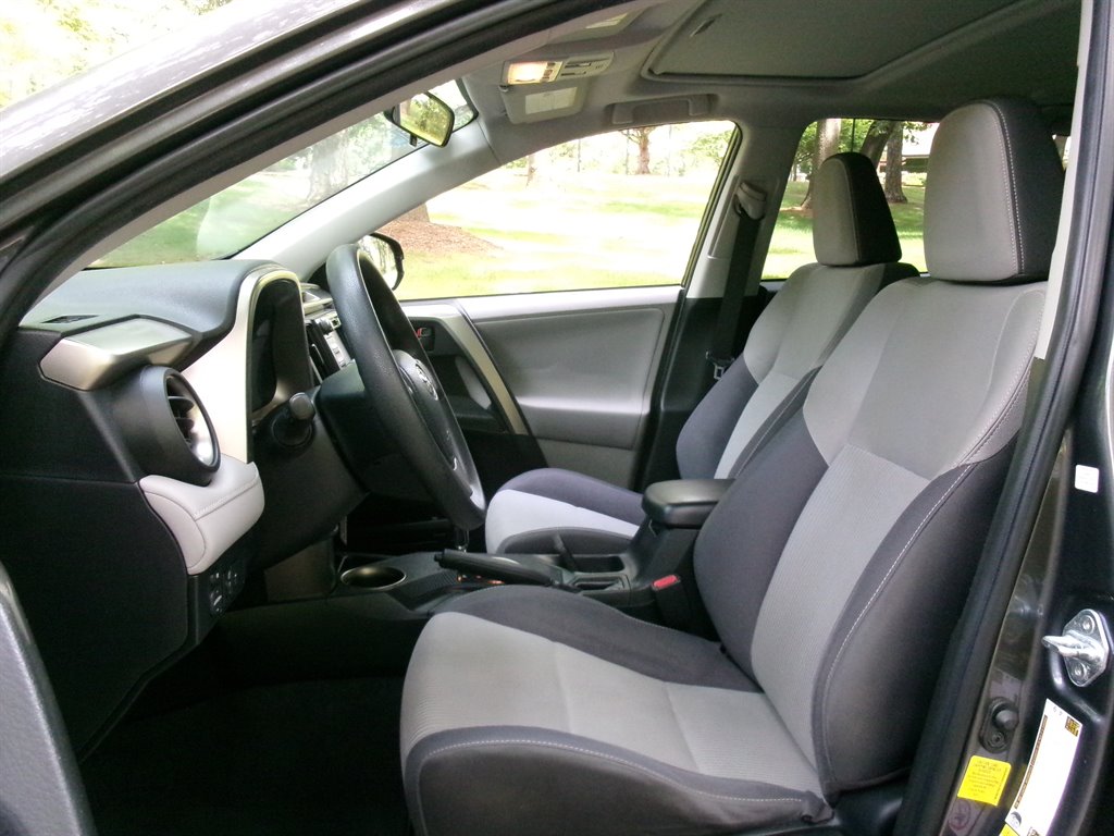 2013 Toyota RAV4 - $13,995