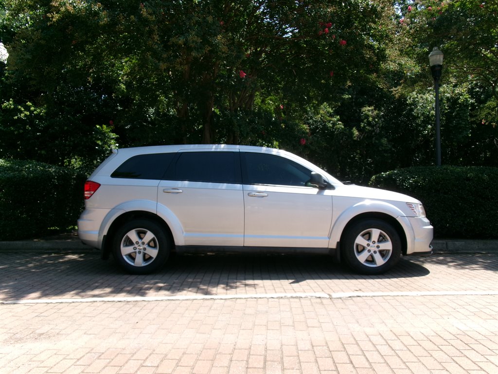 2013 Dodge Journey - $6,995
