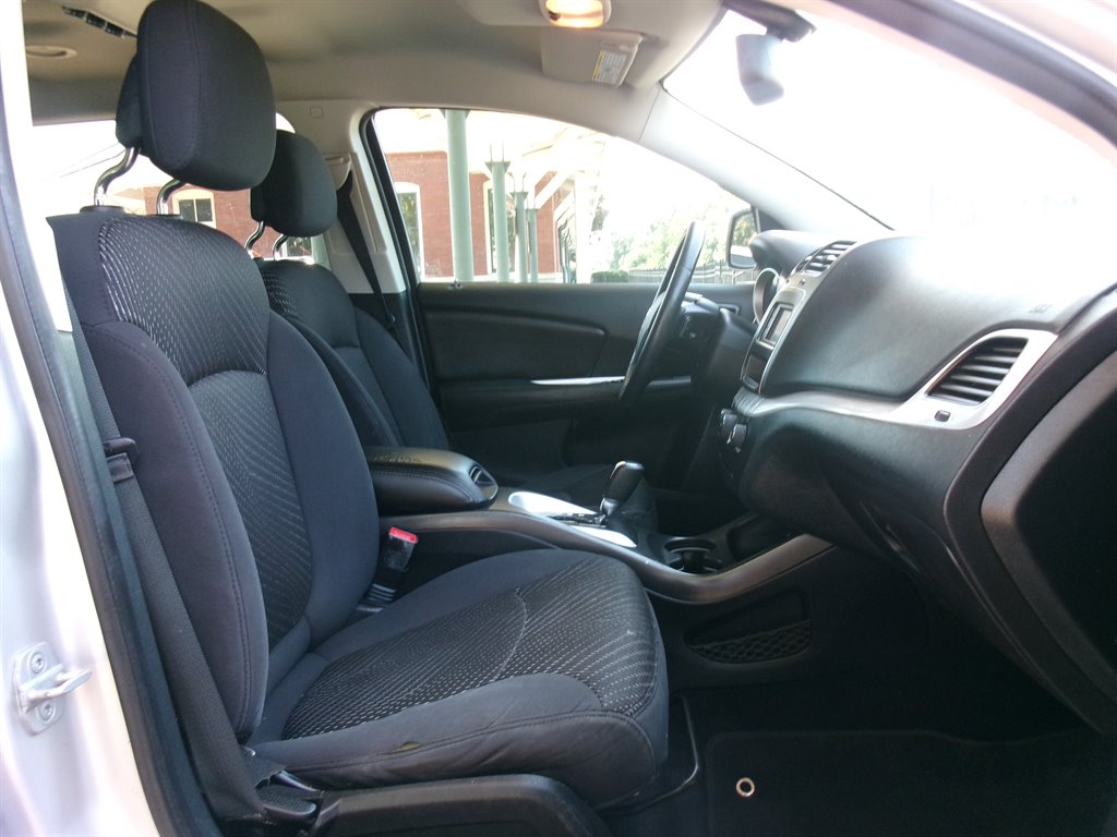 2013 Dodge Journey - $6,995