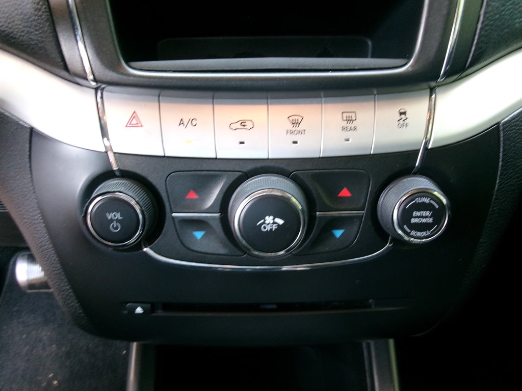 2013 Dodge Journey - $6,995