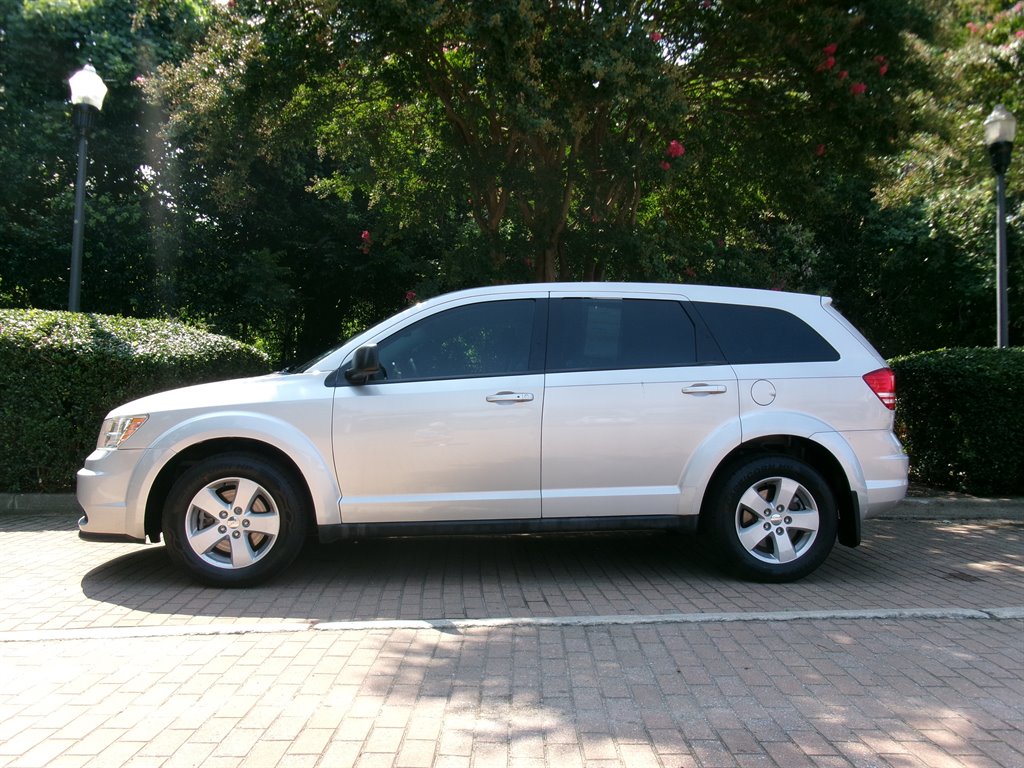 2013 Dodge Journey - $6,995