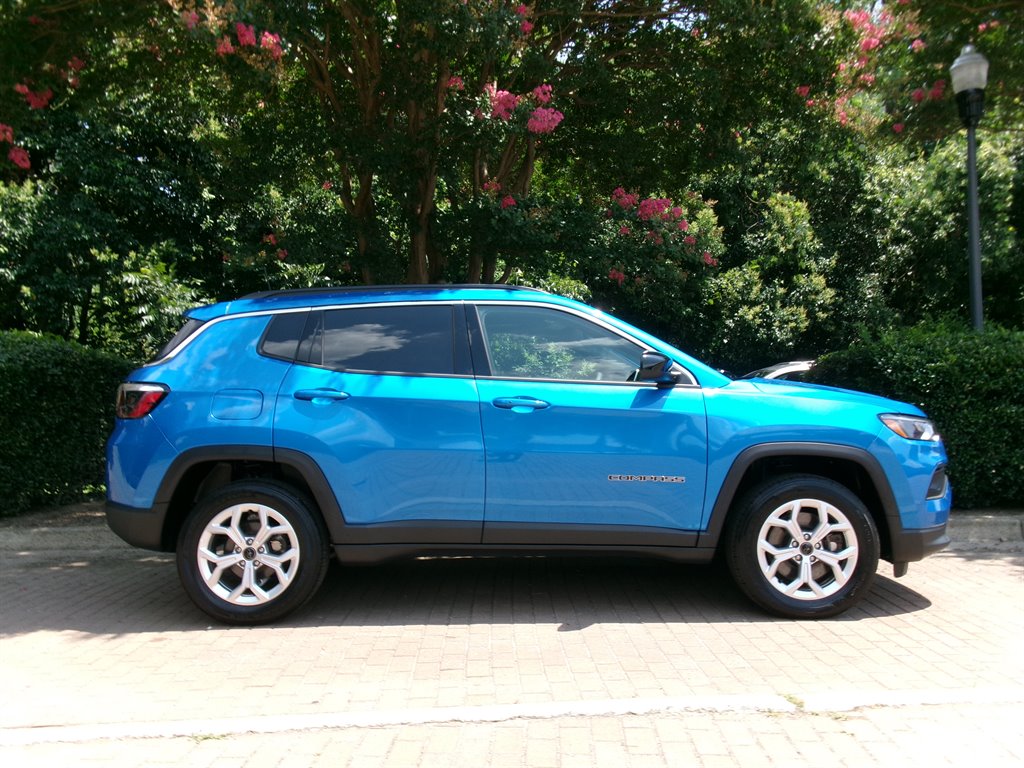 2025 Jeep Compass - $23,995