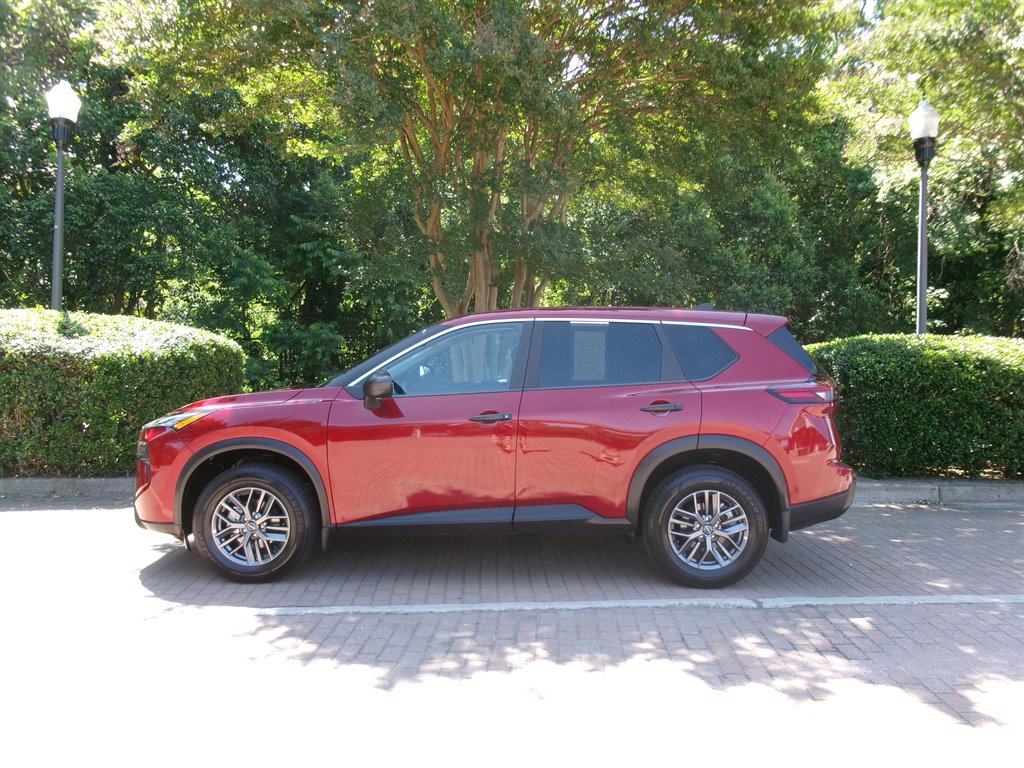 2024 Nissan Rogue - $22,995