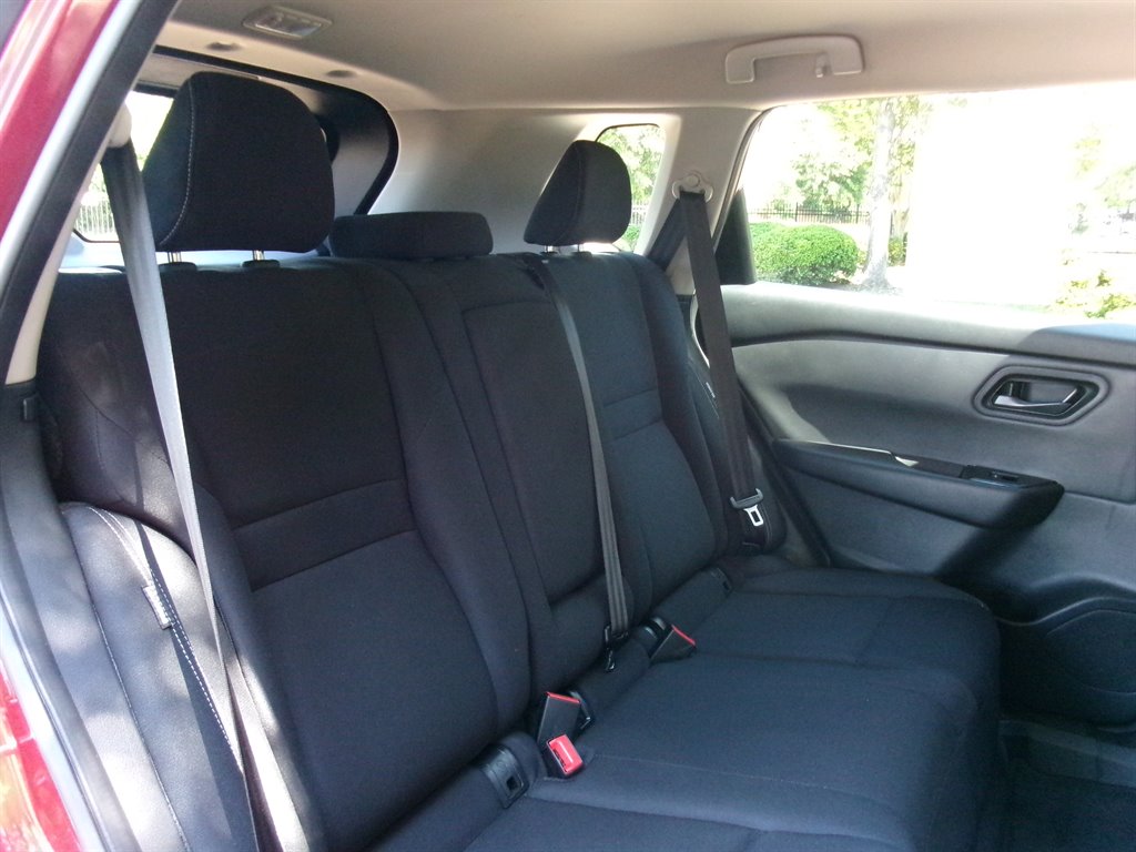 2024 Nissan Rogue - $22,995