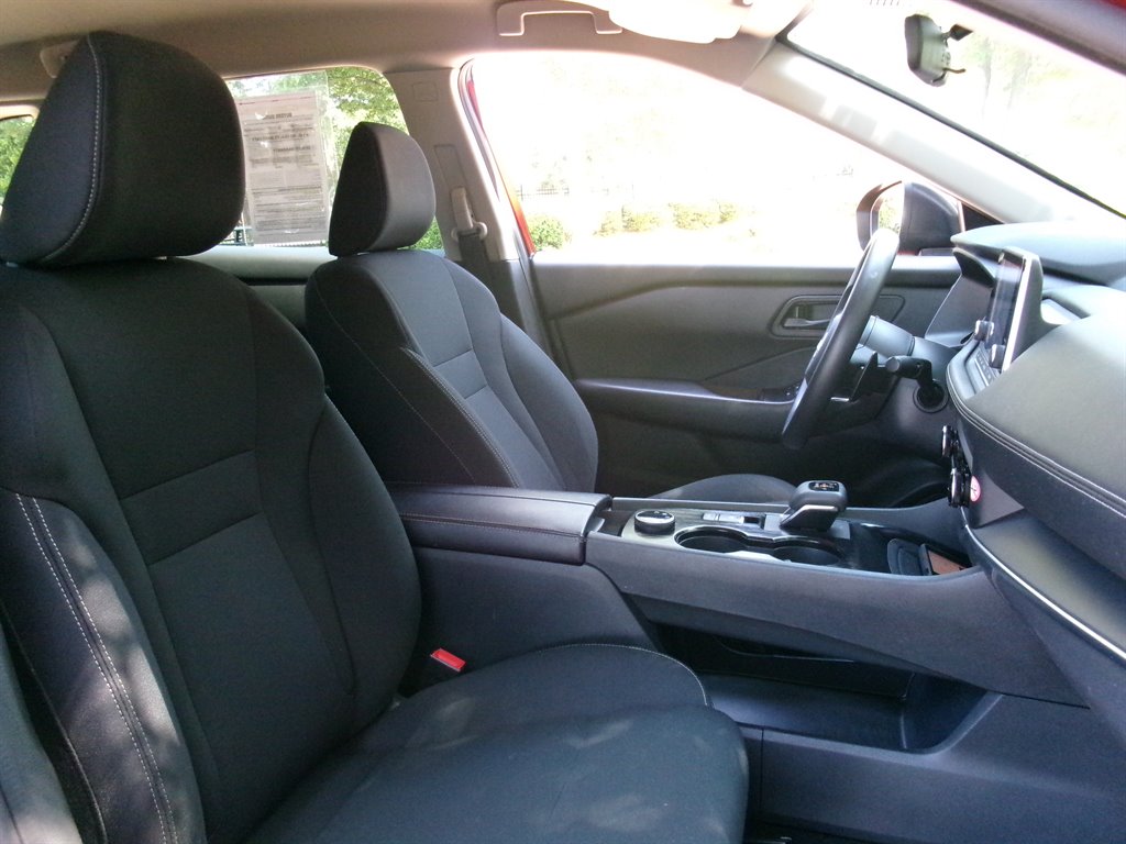 2024 Nissan Rogue - $22,995